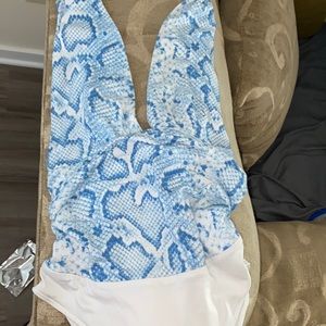 Fashion nova blue snake print body suit